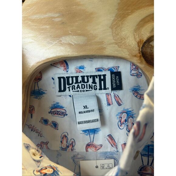 Duluth Trading XL BBQ Flamingo Grilling Bomb Pop NWT Camp Shirt Untucked Length - Picture 5 of 7